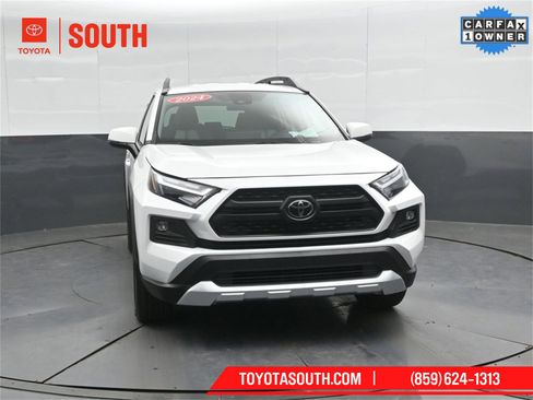 Used 2024 Toyota RAV4 Adventure image 5