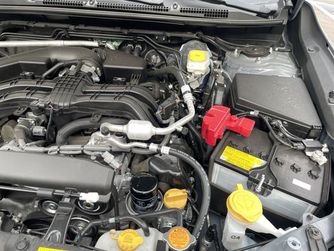 Used 2025 Subaru Crosstrek 2.0i Premium image 35