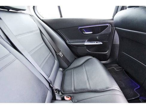 Used 2022 Mercedes-Benz C 300 4MATIC Sedan image 12