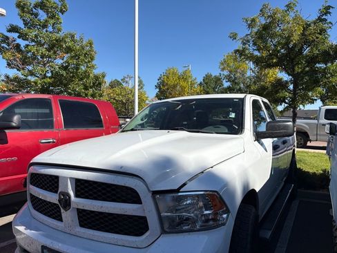 Used 2017 RAM 1500 Express image 3