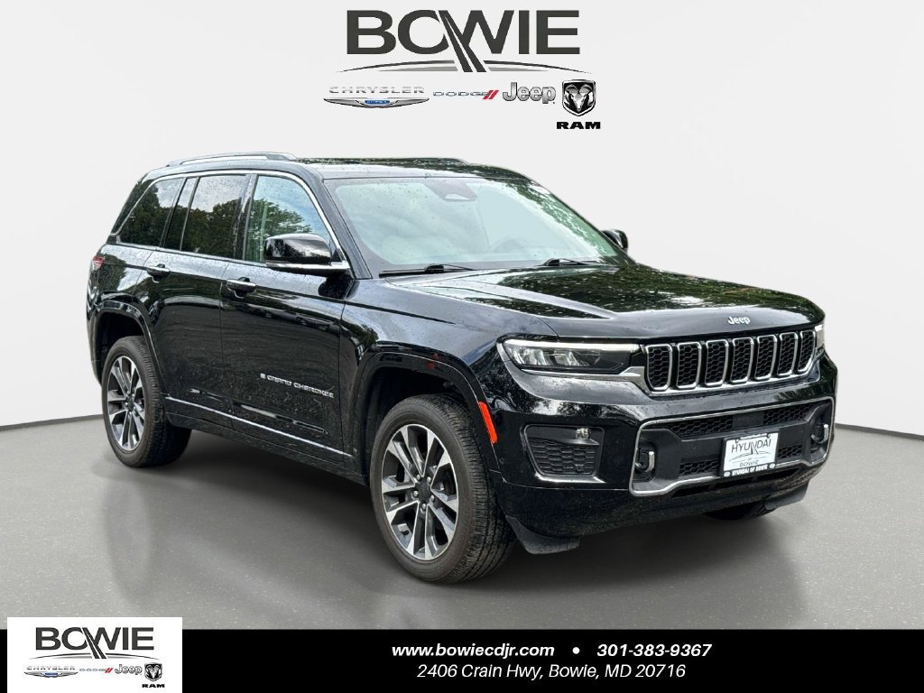 Used 2023 Jeep Grand Cherokee Overland RWD image 1