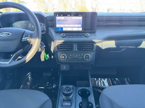 Used 2024 Ford Maverick XL image 16