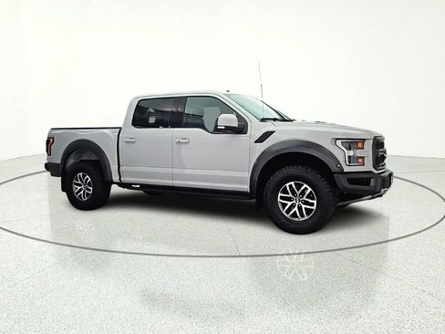 Used 2017 Ford F150 Raptor w/ Equipment Group 802A Luxury AWD/4WD image 2