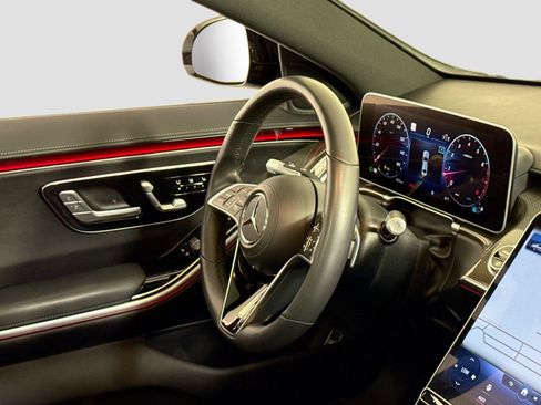 Used 2023 Mercedes-Benz S 500 4MATIC w/ AMG Line image 31