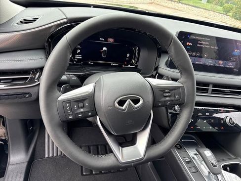 Certified 2026 INFINITI QX60 Pure w/ Cargo Package image 17