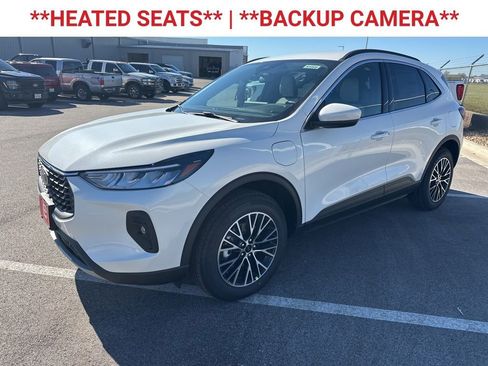 New 2026 Ford Escape SE image 3
