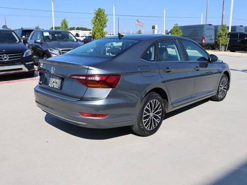 Used 2019 Volkswagen Jetta SEL image 5