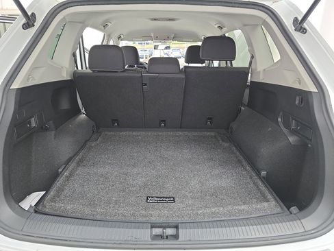 Certified 2022 Volkswagen Tiguan S image 12