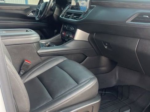 Used 2023 Chevrolet Tahoe LT w/ Luxury Package AWD/4WD image 10