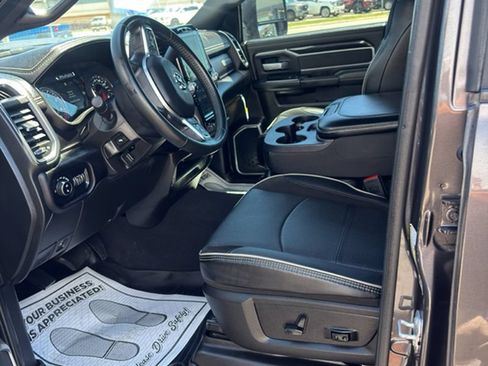 Used 2024 RAM 2500 Laramie w/ Night Edition AWD/4WD image 11