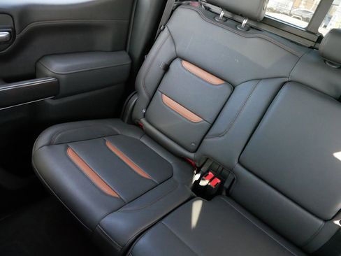 Used 2021 GMC Sierra 1500 AT4 w/ AT4 Premium Package image 13