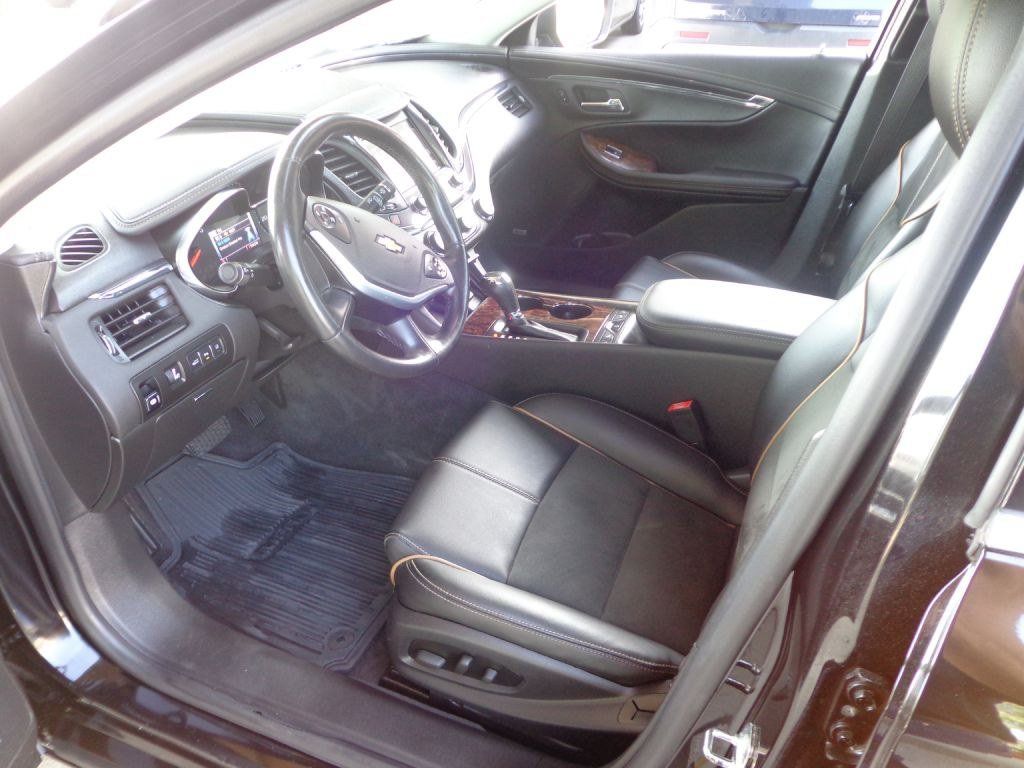 Used 2014 Chevrolet Impala LT FWD image 15