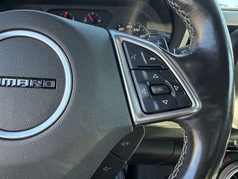 Used 2020 Chevrolet Camaro LT image 19