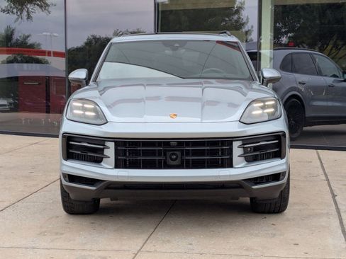 New 2026 Porsche Cayenne S image 6