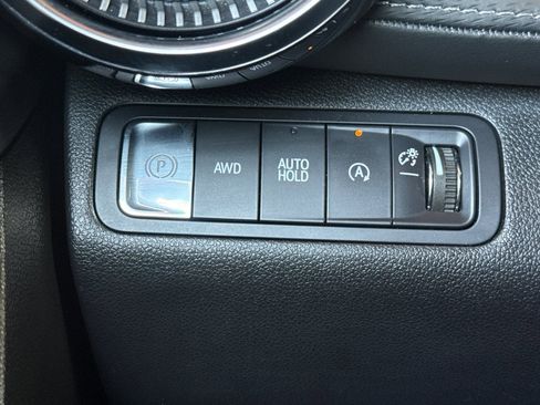 Used 2025 Chevrolet Equinox LT w/ Convenience Package II AWD/4WD image 38