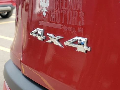 Used 2015 Jeep Cherokee Sport w/ Sport Appearance Group AWD/4WD image 7