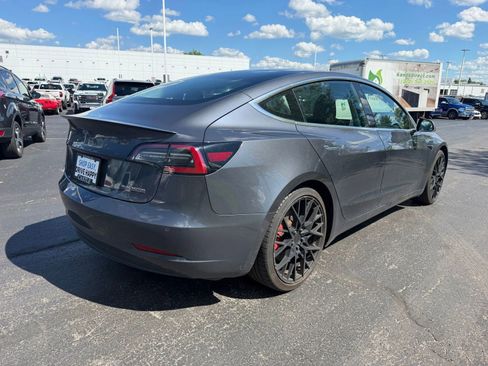 Used 2019 Tesla Model 3 AWD/4WD image 5