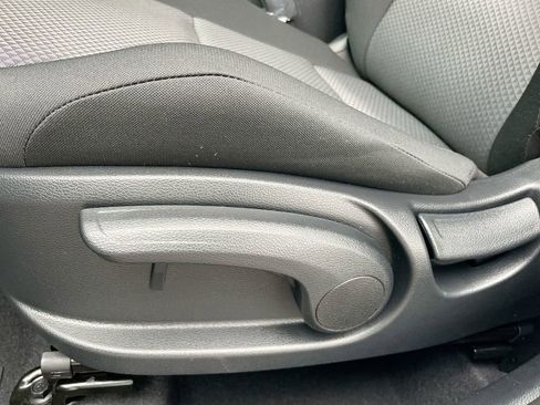 New 2025 Kia Soul LX w/ LX Technology Package image 38