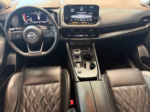 Used 2021 Nissan Rogue Platinum image 22