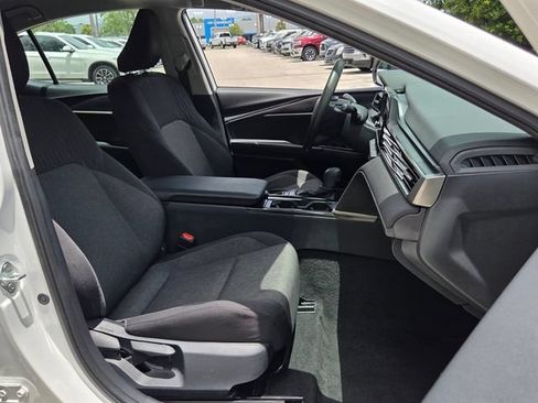 Used 2025 Toyota Camry LE FWD image 21