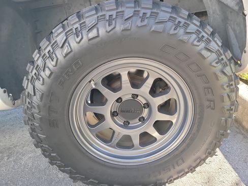 Used 2018 Nissan Titan PRO-4X w/ Pro-4x Convenience Package image 7