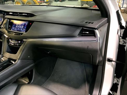 Used 2020 Cadillac XT5 Luxury image 18