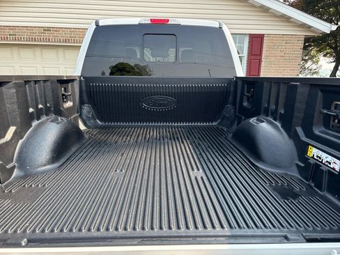 Used 2019 Ford F250 Lariat w/ Chrome Package AWD/4WD image 41