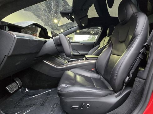 Used 2022 Tesla Model S image 14