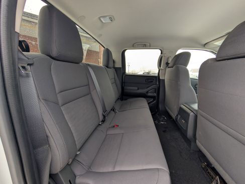 Used 2023 Nissan Frontier S w/ Technology Package image 35