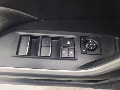 Used 2024 Toyota RAV4 XLE Premium image 23