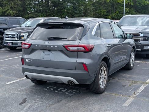 Used 2023 Ford Escape Active FWD image 3