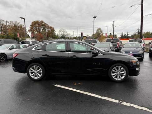Used 2020 Chevrolet Malibu LT image 10