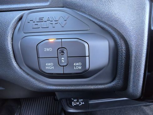 New 2026 RAM 2500 Tradesman AWD/4WD image 31