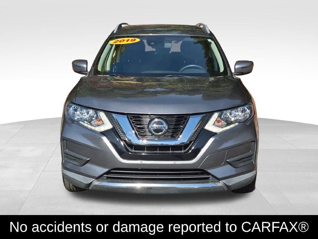 Used 2019 Nissan Rogue SV AWD/4WD image 3