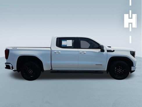 Used 2022 GMC Sierra 1500 Elevation w/ LPO, Elevation Black Package AWD/4WD image 2