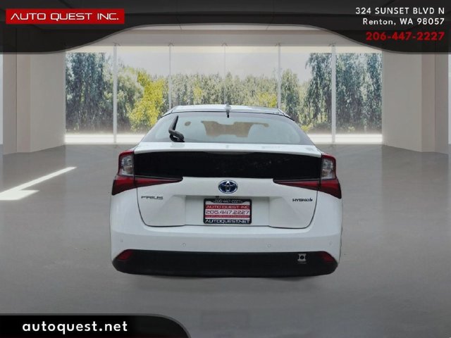 Used 2022 Toyota Prius LE FWD image 6