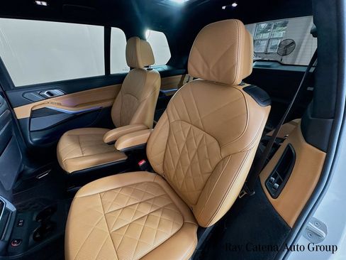 Used 2024 BMW X7 xDrive40i w/ Executive Package AWD/4WD image 26