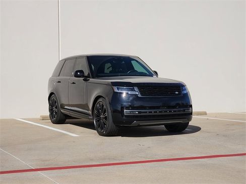 New 2026 Land Rover Range Rover SE image 2