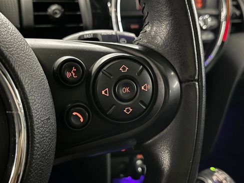 Used 2016 MINI Cooper 4-Door Hardtop image 23