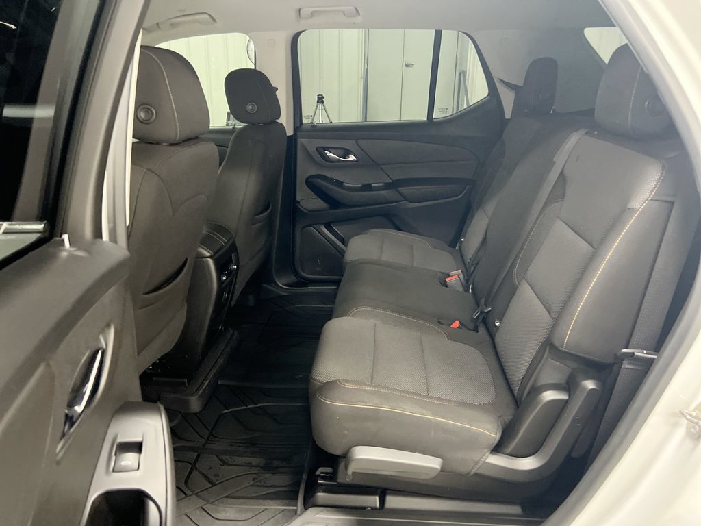 Used 2018 Chevrolet Traverse LS w/ LPO, Floor Liner Package AWD/4WD image 22