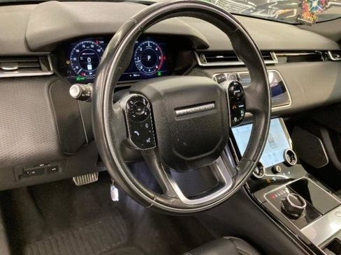 Used 2018 Land Rover Range Rover Velar R-Dynamic SE AWD/4WD image 8