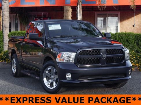 Used 2018 RAM 1500 Express image 2