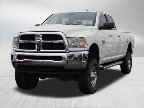 Used 2016 RAM 2500 SLT image 3