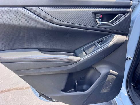 Used 2019 Subaru Crosstrek 2.0i Limited w/ Moonroof Package w/Navigation AWD/4WD image 29