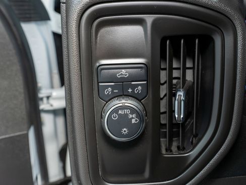 Used 2023 Chevrolet Silverado 1500 W/T image 27