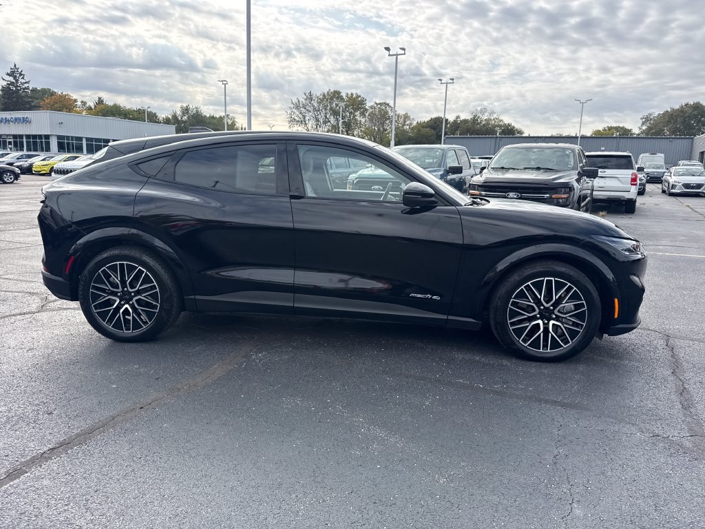 Used 2025 Ford Mustang Mach-E Premium AWD/4WD image 6