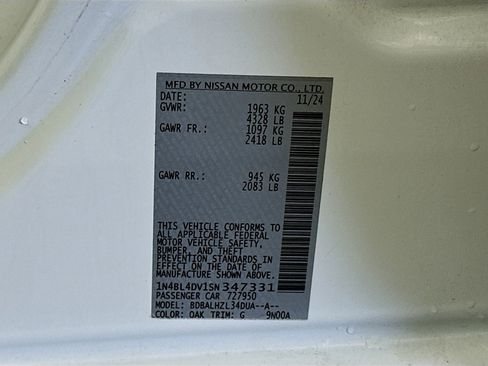 Used 2025 Nissan Altima 2.5 SV image 12