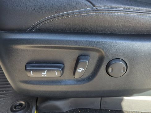 Used 2022 Toyota 4Runner SR5 Premium w/ Moonroof Package image 10