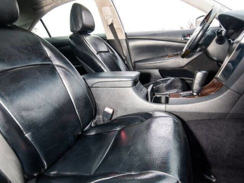 Used 2011 Lexus ES 350 image 16