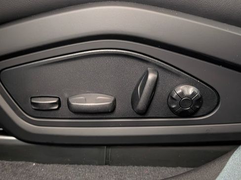 New 2026 Porsche Taycan image 29